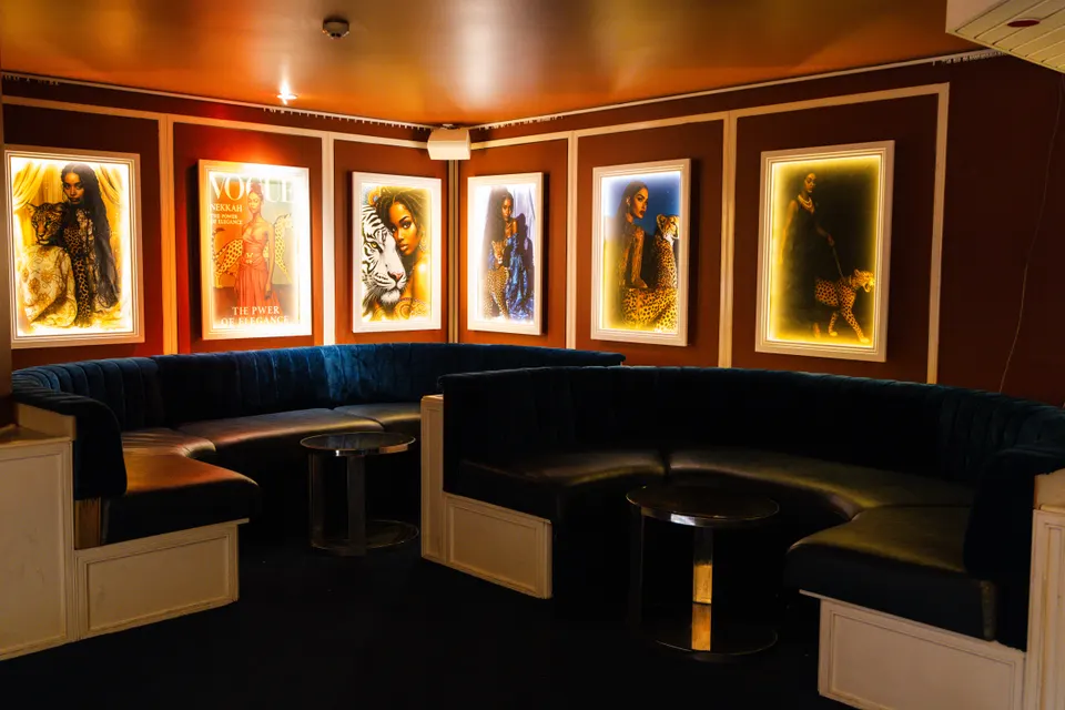 Cocktail Lounge at Pelicano — view 5