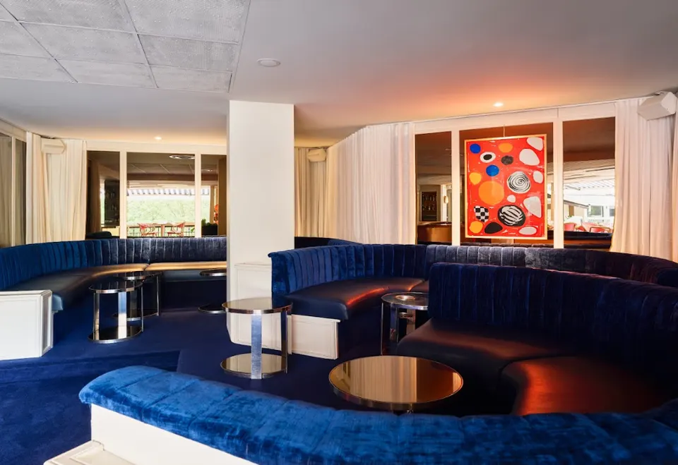 Cocktail Lounge at Pelicano, Potts Point